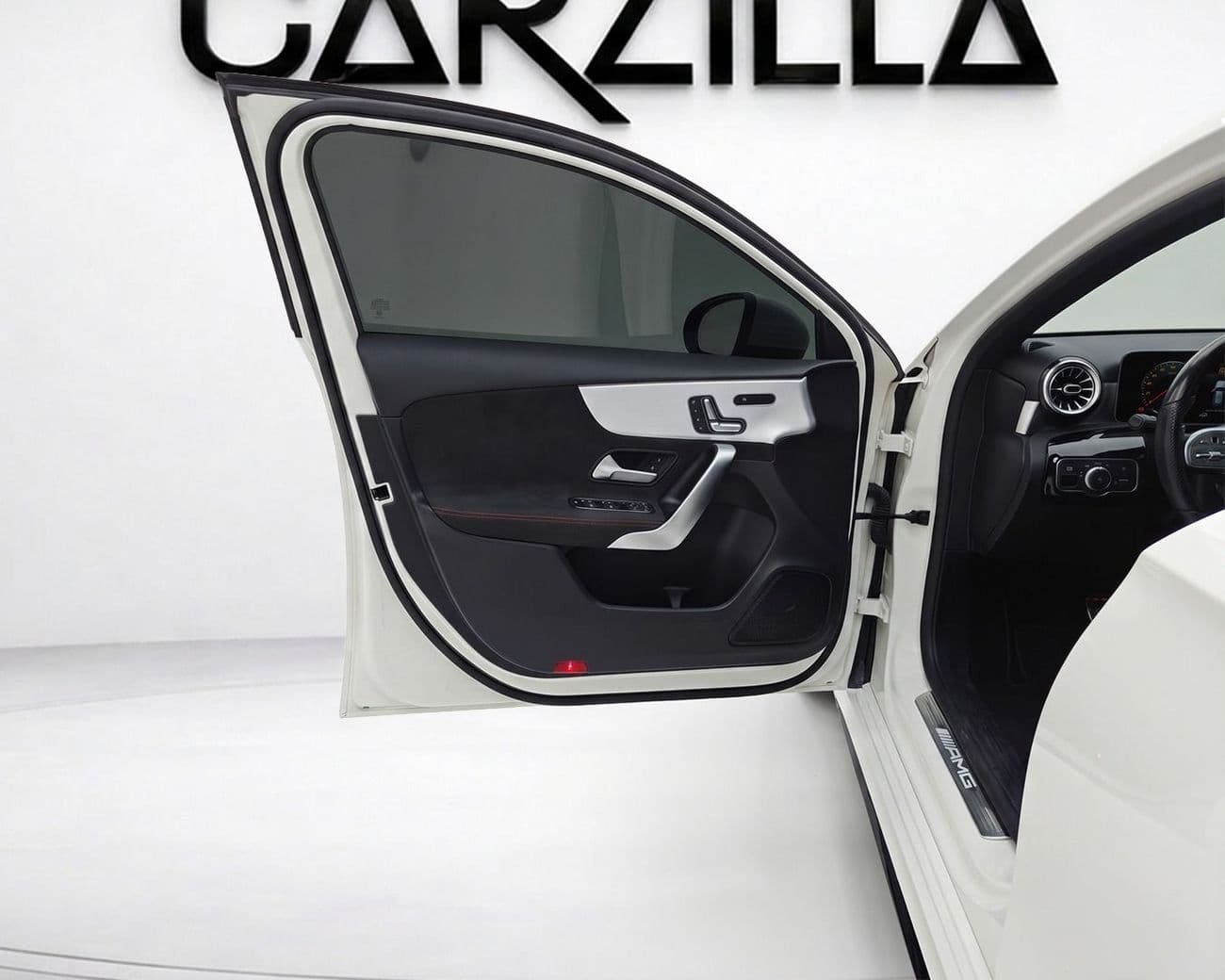 2020 Mercedes Benz A35 AMG 4MATIC thumbnail 7