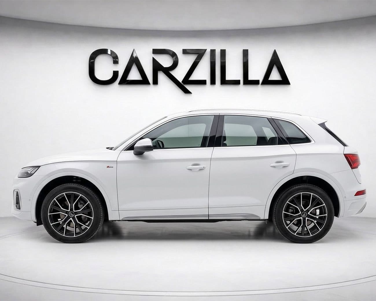 2024 Audi Q5 45 TFSI S LINE thumbnail 5