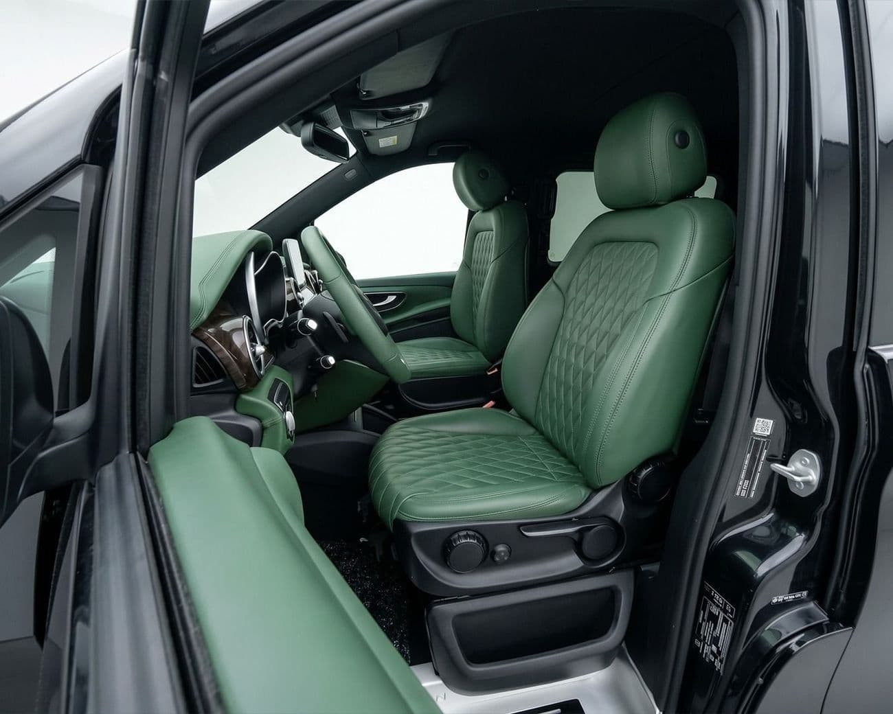 2018 Mercedes Benz V 250 AVANTGARDE LWB thumbnail 7
