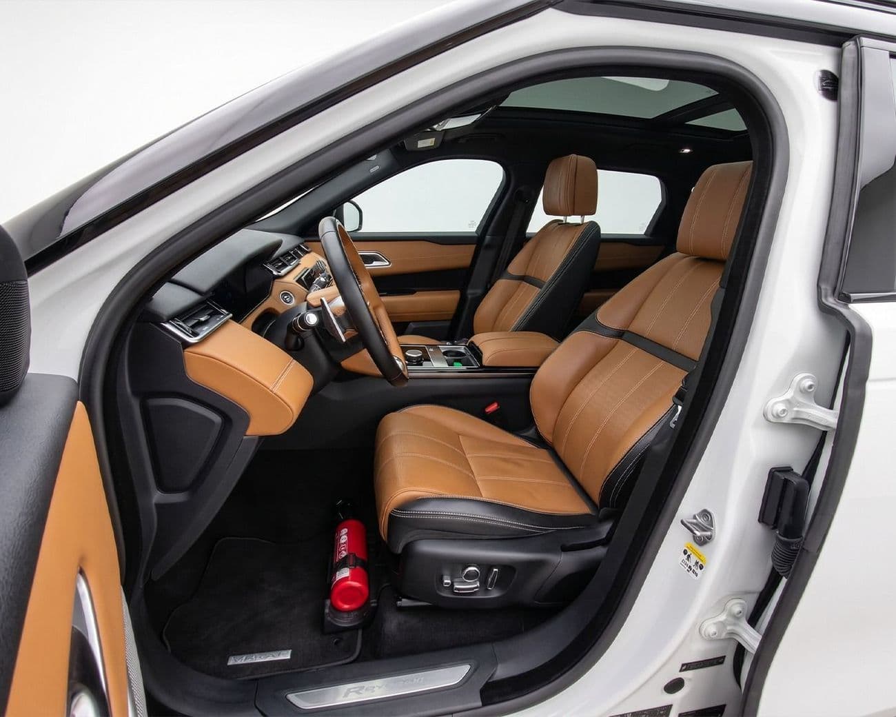 2019 Land Rover Range Rover Velar R DYNAMIC HSE thumbnail 6