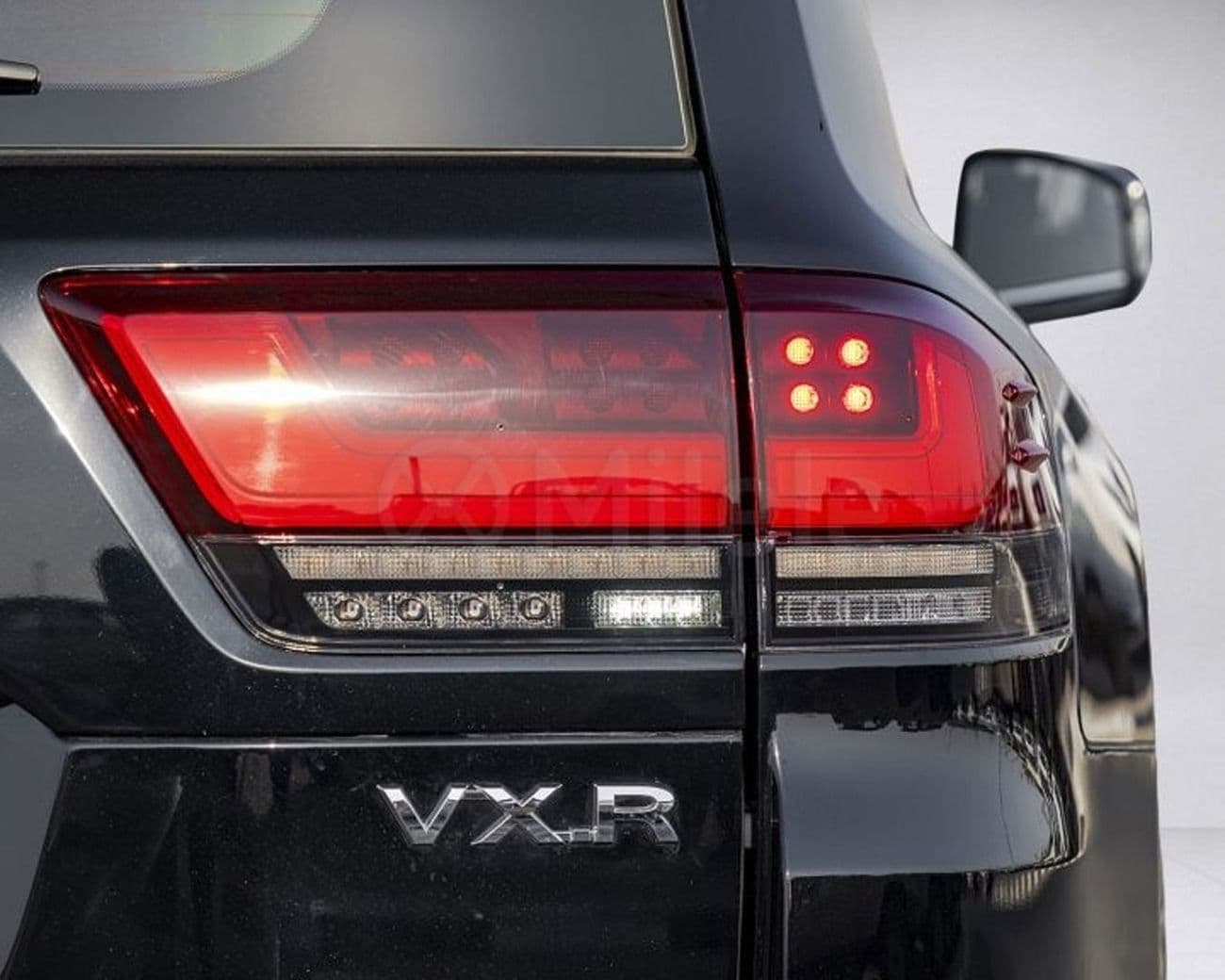 2026 Toyota Land Cruiser VXR thumbnail 7