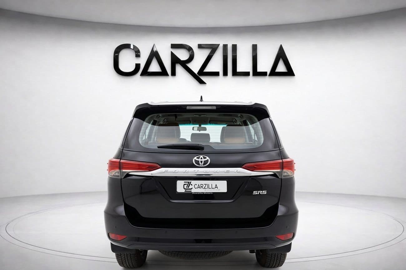 2026 Toyota Fortuner SR5 thumbnail 4
