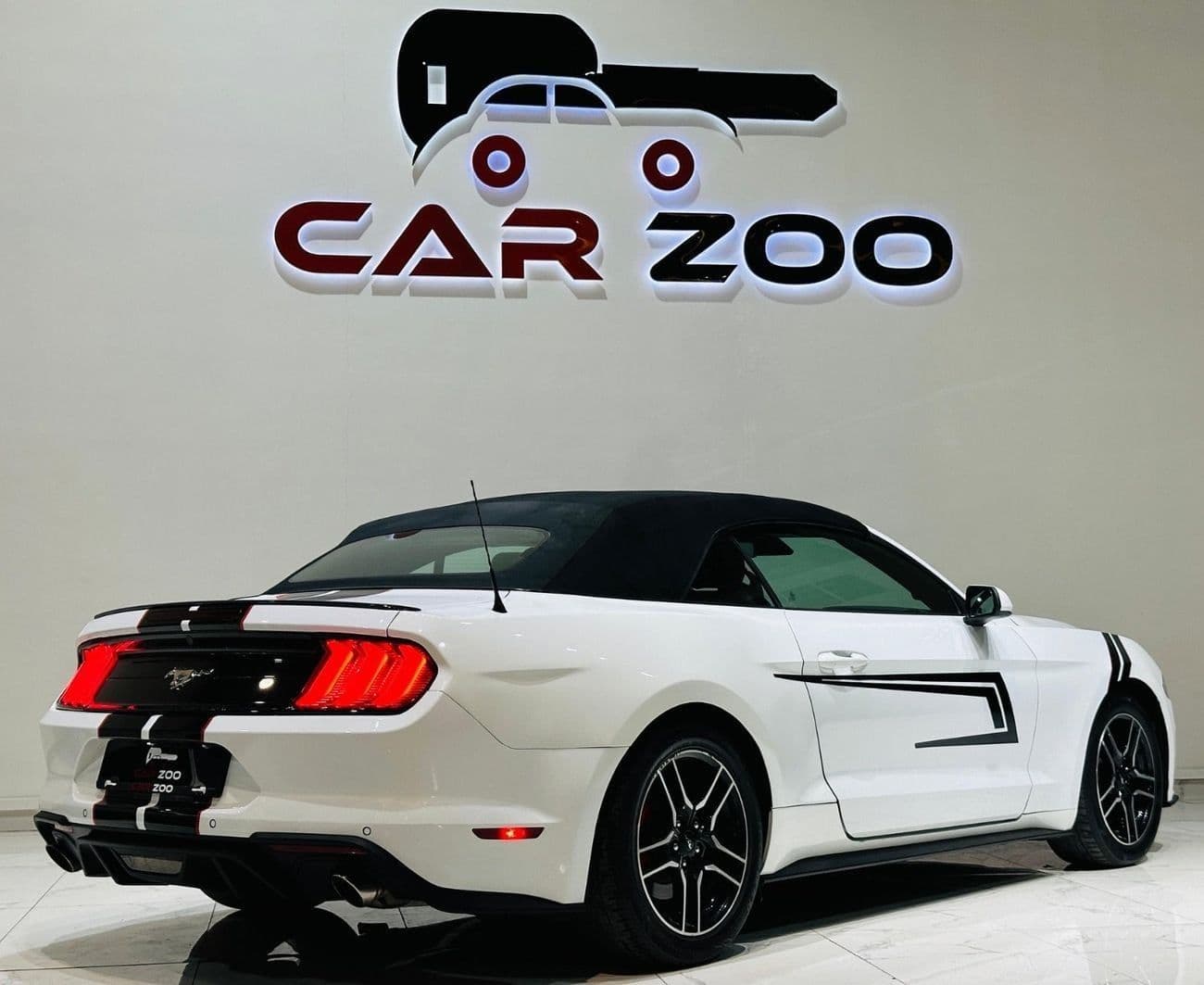 2022 Ford Mustang STANDARD thumbnail 6