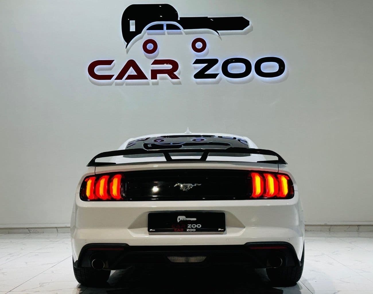 2022 Ford Mustang STANDARD thumbnail 4
