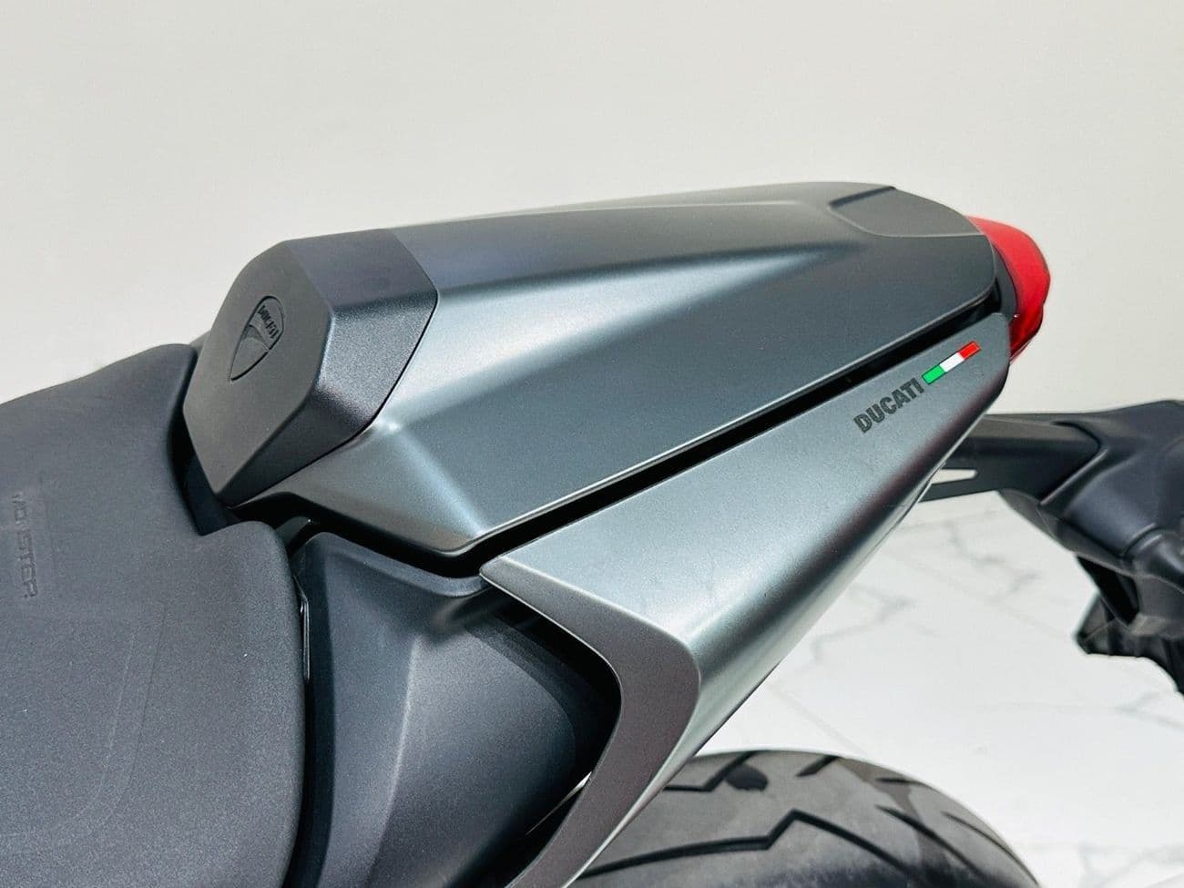 2023 Ducati Monster Plus thumbnail 5