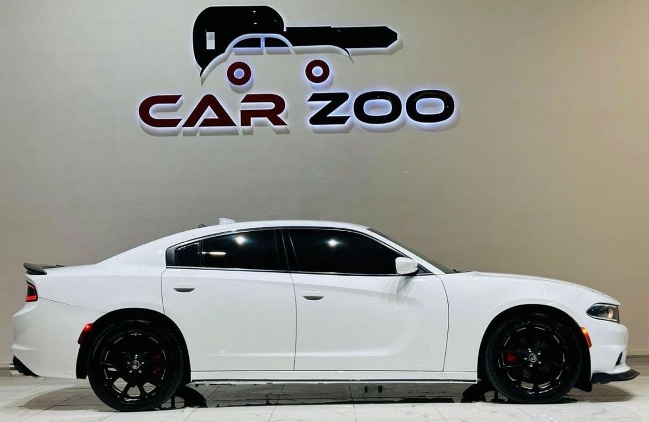 2022 Dodge Charger SXT thumbnail 3
