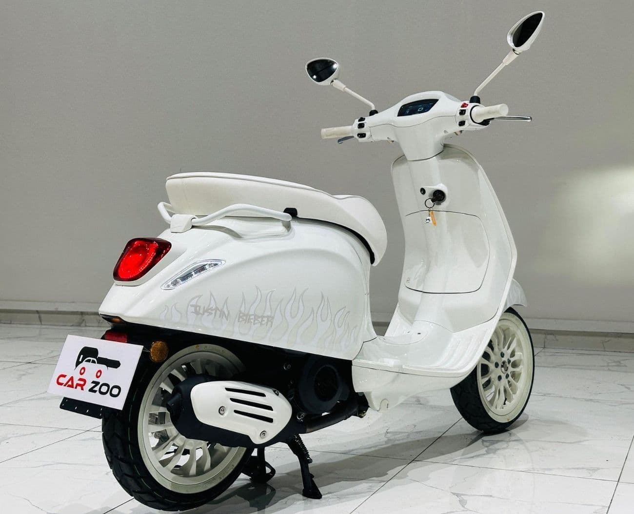 2023 Others Vespa Sprint Sport 50 Justin Bieber Edition thumbnail 7