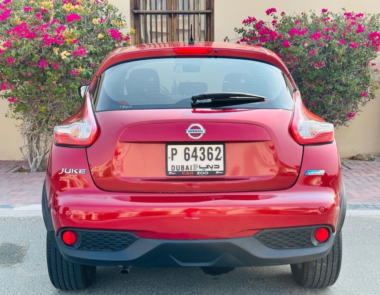 2015 Nissan Juke SV thumbnail 5