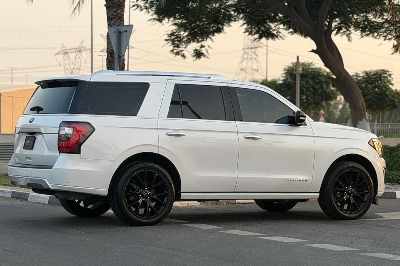 2018 Ford Expedition PLATINUM thumbnail 5