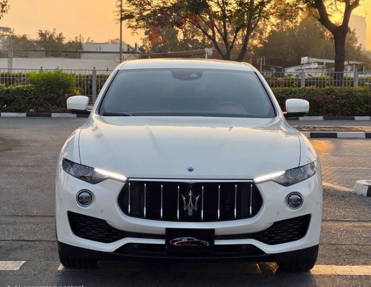 2020 Maserati Levante STANDARD thumbnail 3