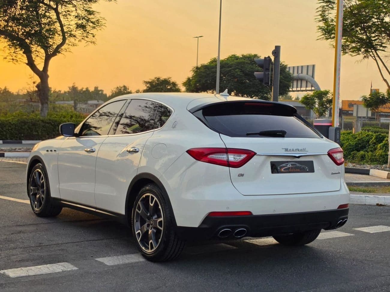 2020 Maserati Levante STANDARD thumbnail 6