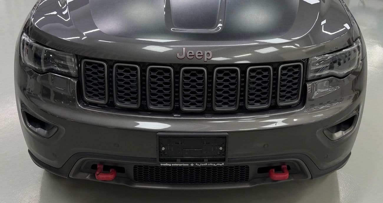 2019 Jeep Grand Cherokee TRAILHAWK thumbnail 3