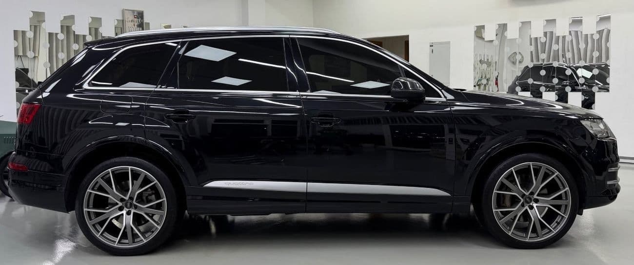2019 Audi Q7 55 TFSI thumbnail 5