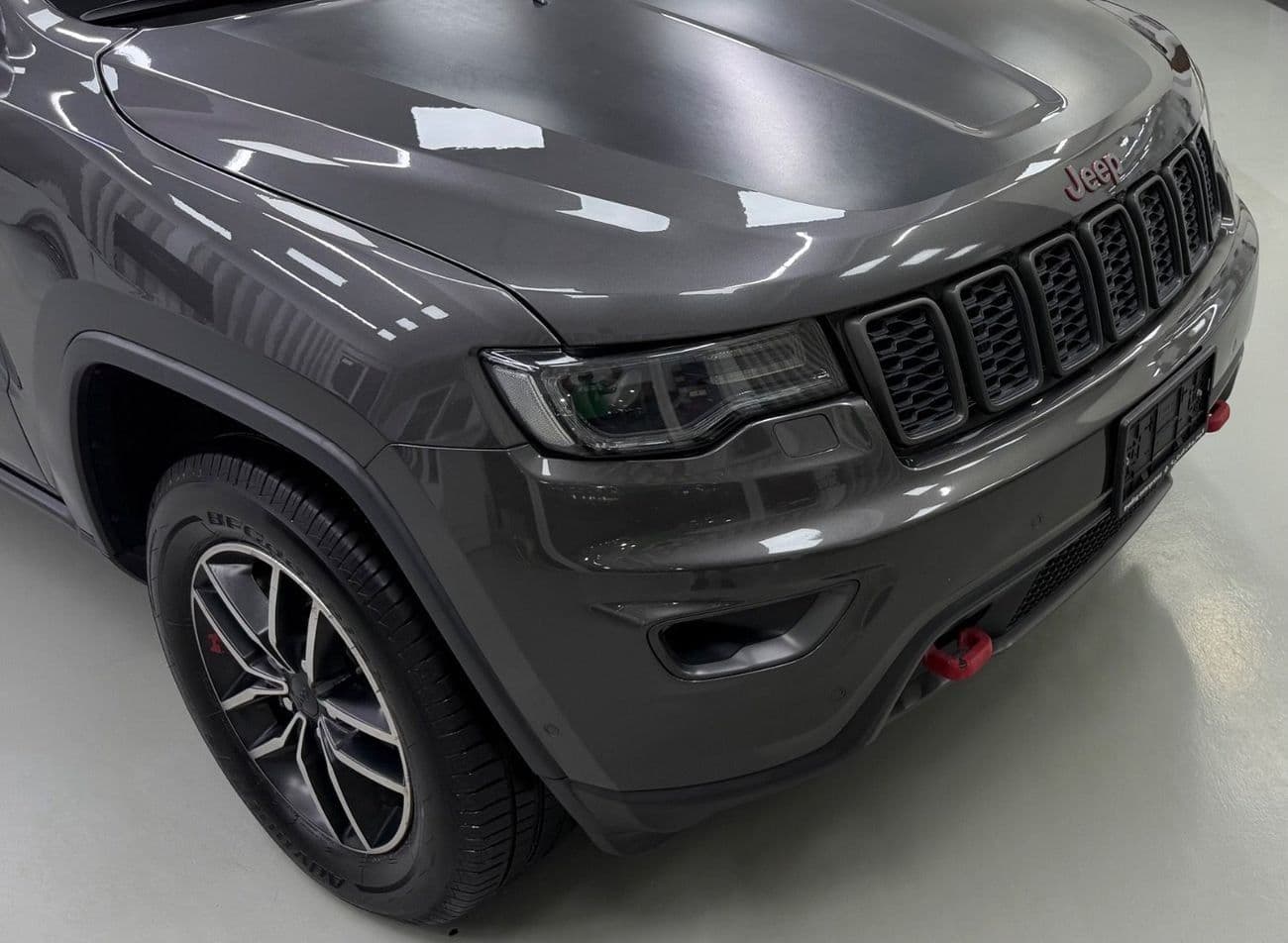 2019 Jeep Grand Cherokee TRAILHAWK thumbnail 2