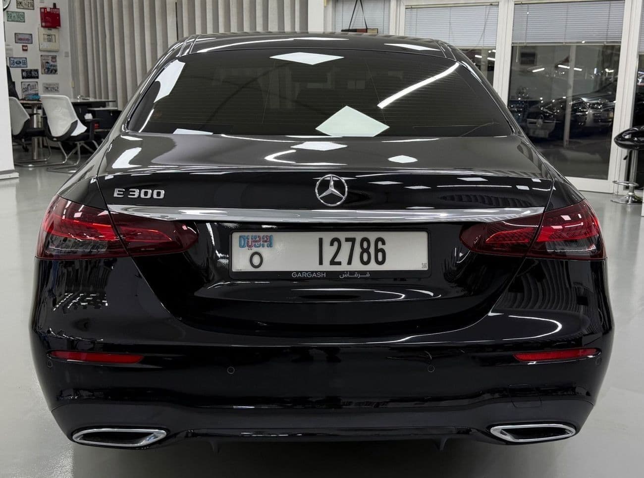 2021 Mercedes Benz E300 AMG thumbnail 4