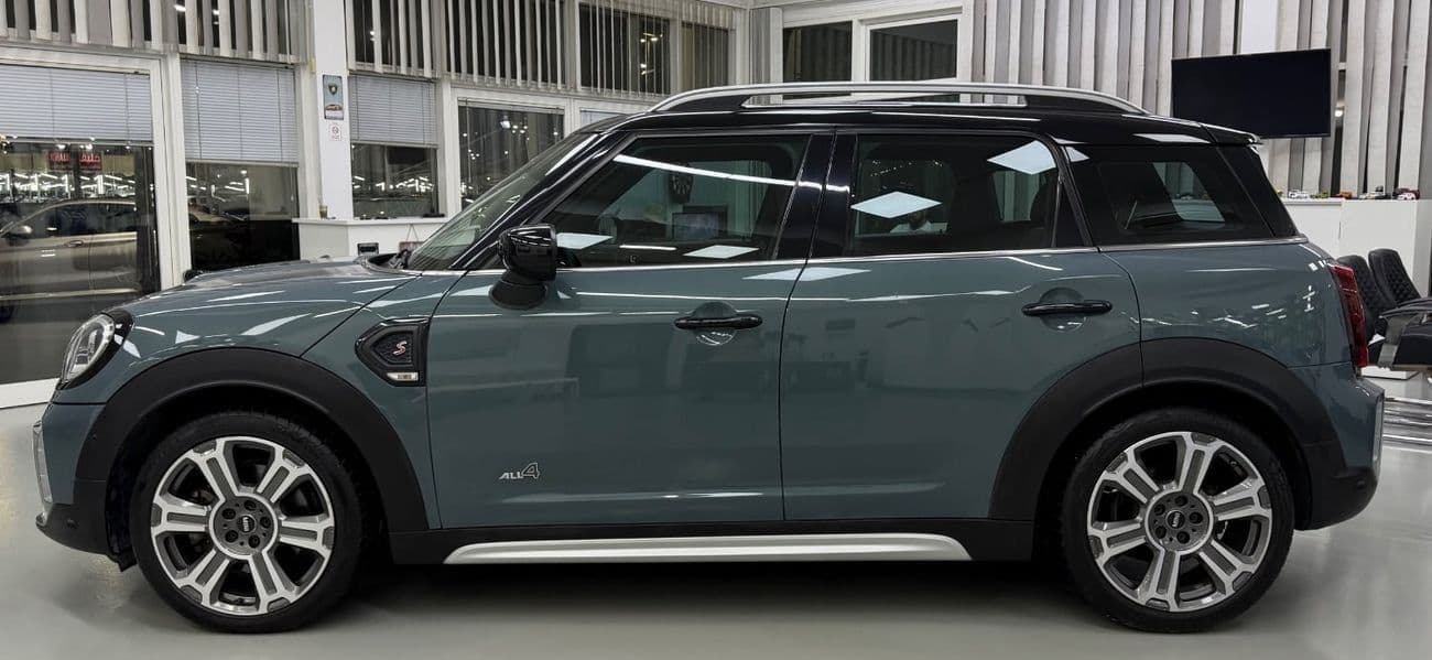2021 Mini Countryman COOPER S thumbnail 5