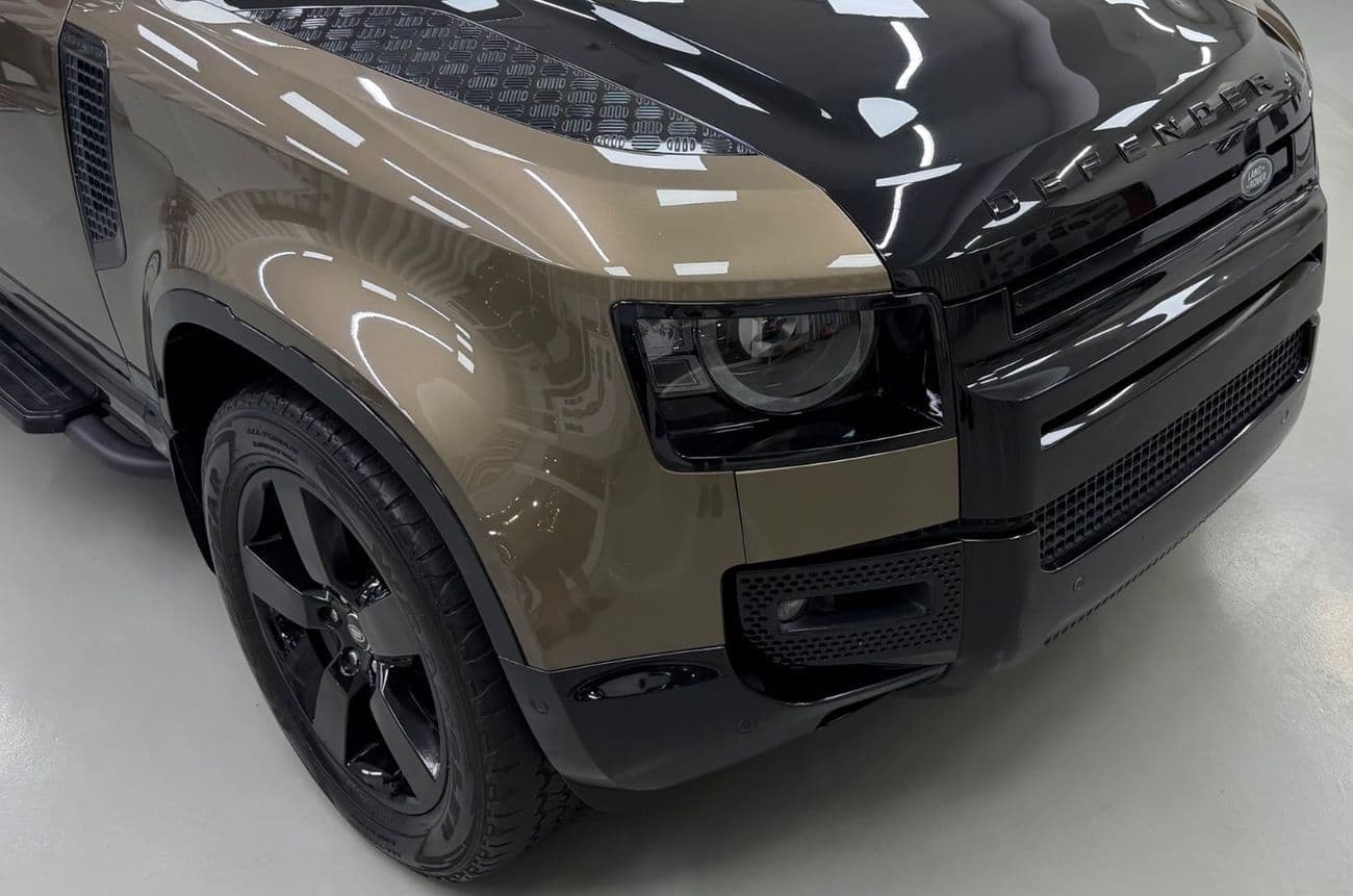 2020 Land Rover Defender 110 SE P400 thumbnail 2