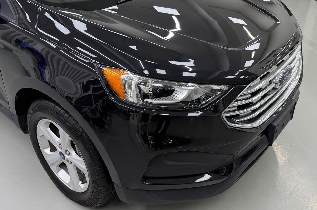 2022 Ford Edge SE thumbnail 2