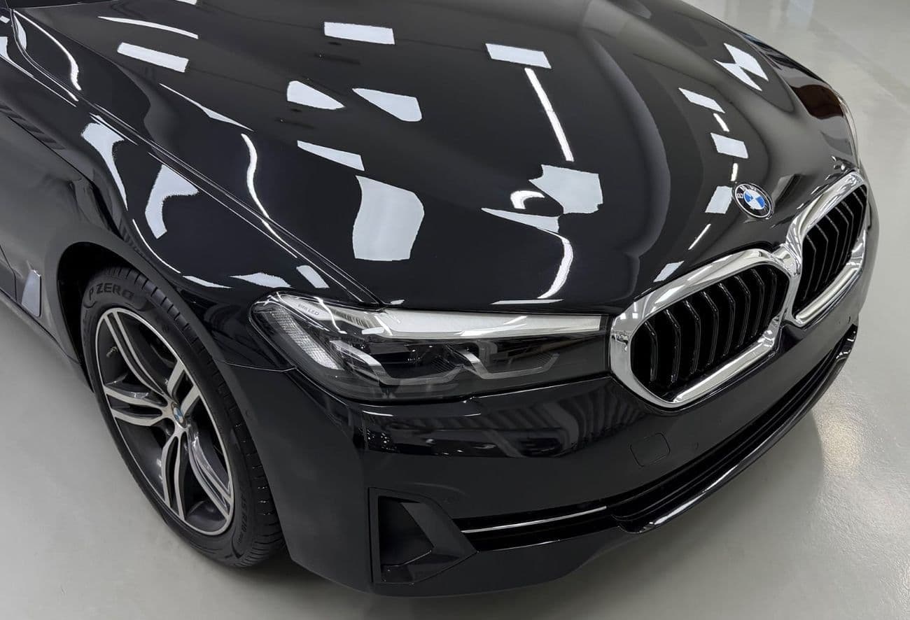 2021 BMW 520i EXCLUSIVE PLUS thumbnail 2