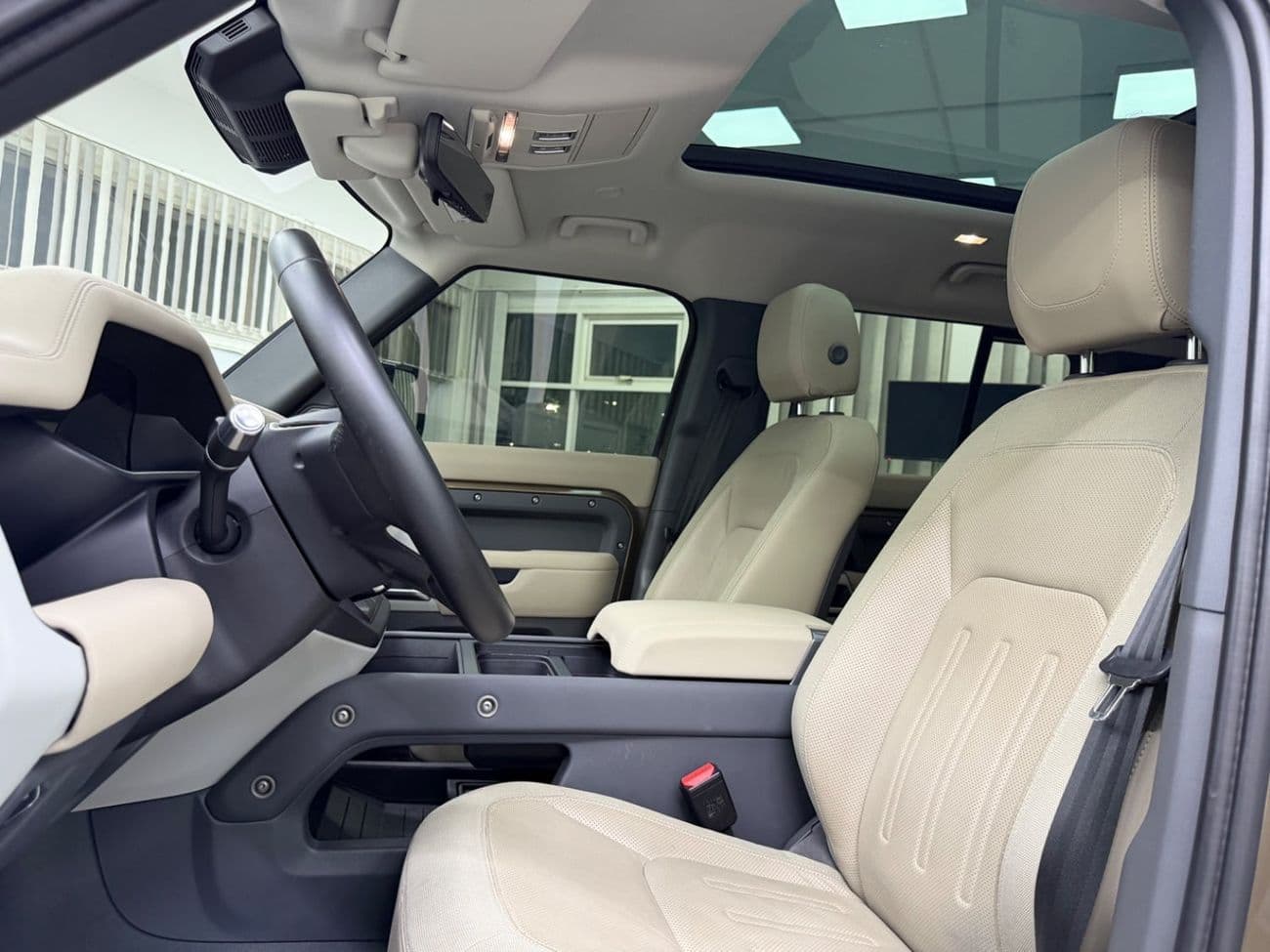 2020 Land Rover Defender 110 SE P400 thumbnail 8