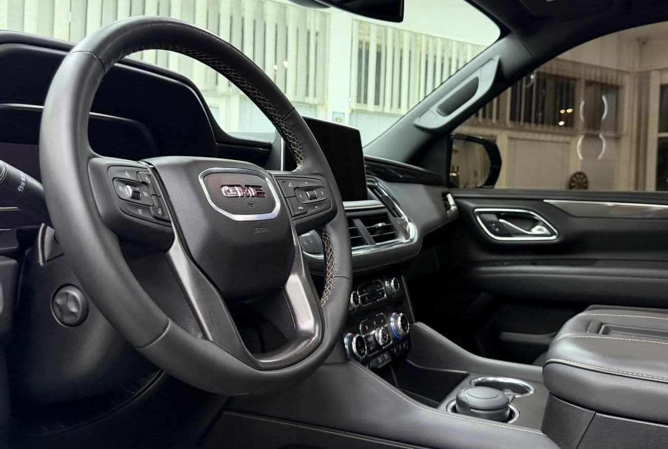 2024 GMC Yukon AT4 thumbnail 7