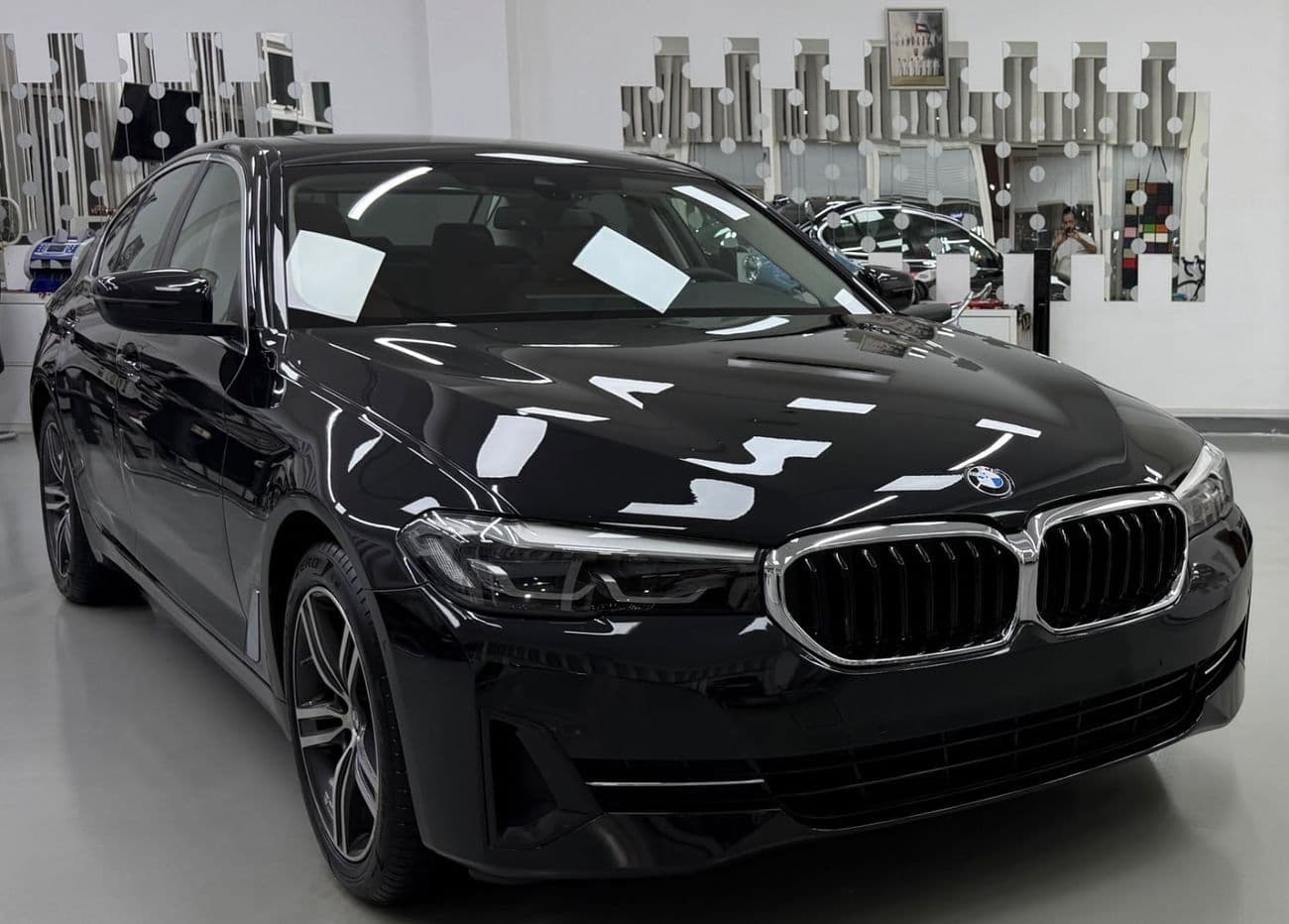 2021 BMW 520i EXCLUSIVE PLUS