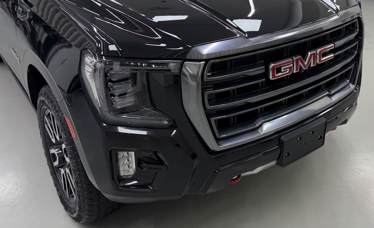 2024 GMC Yukon AT4 thumbnail 2