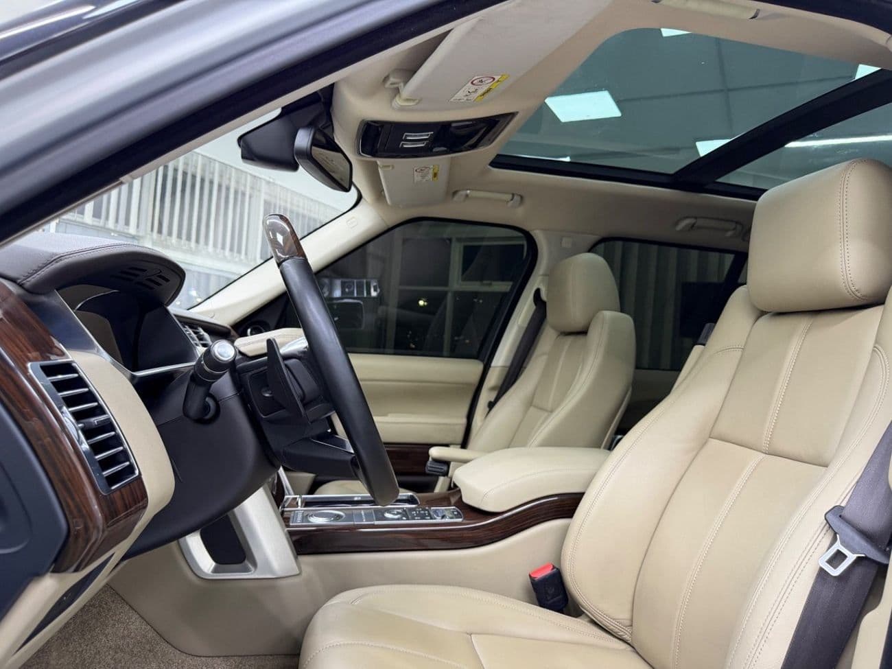 2016 Land Rover Range Rover HSE thumbnail 8