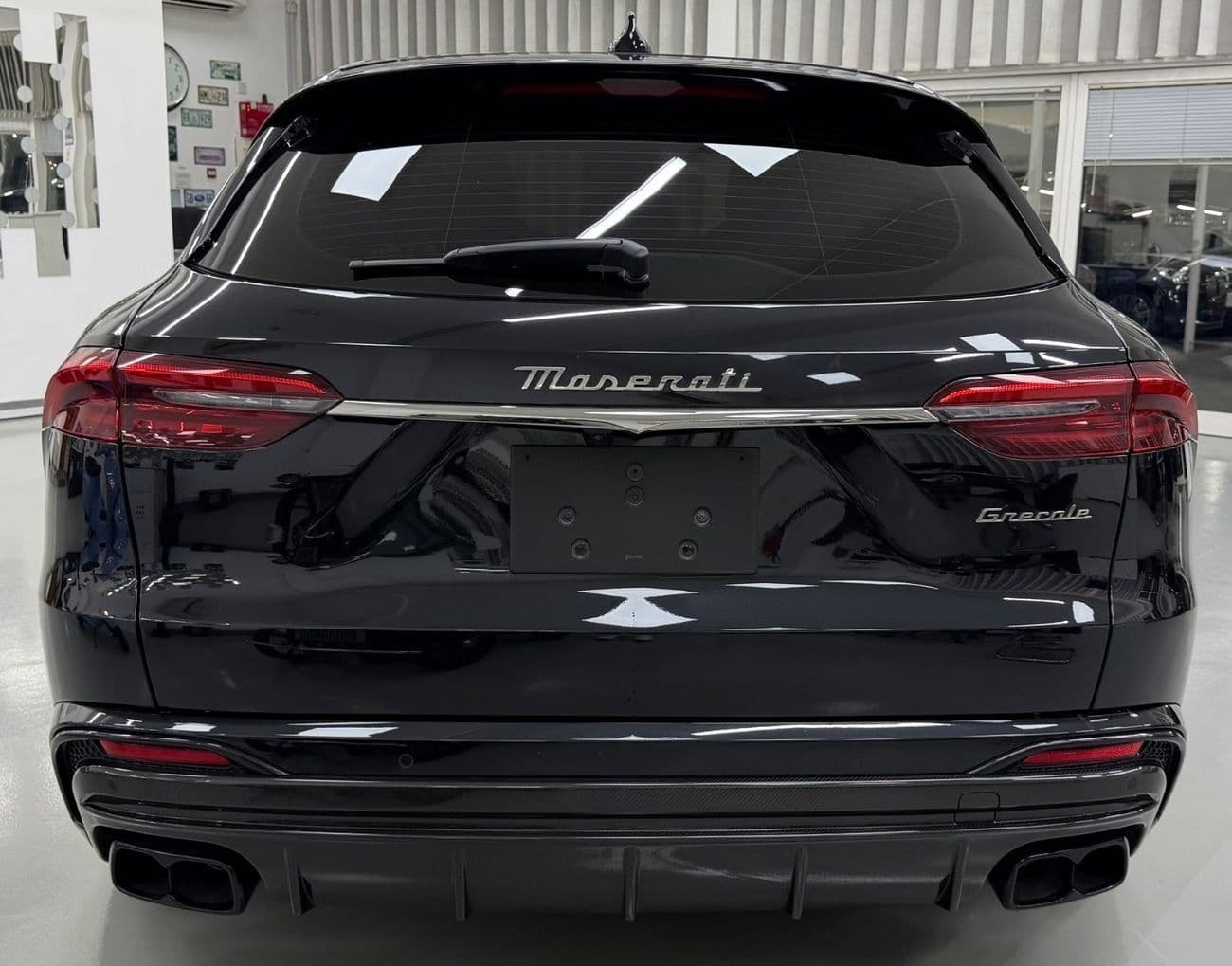 2023 Maserati Grecale TROFEO thumbnail 8