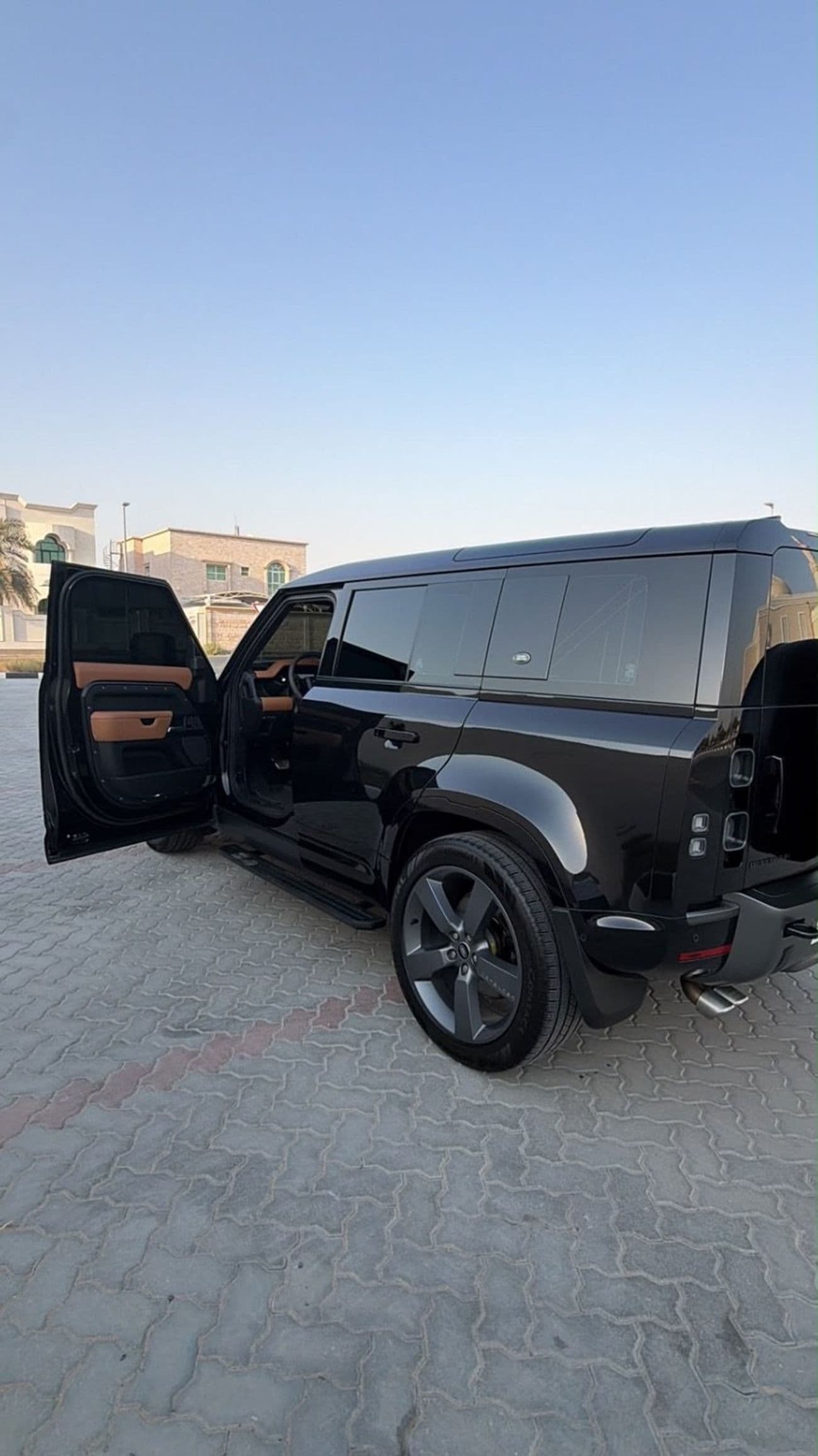 2024 Land Rover Defender 110 CARPATHIAN EDITION P525 thumbnail 2