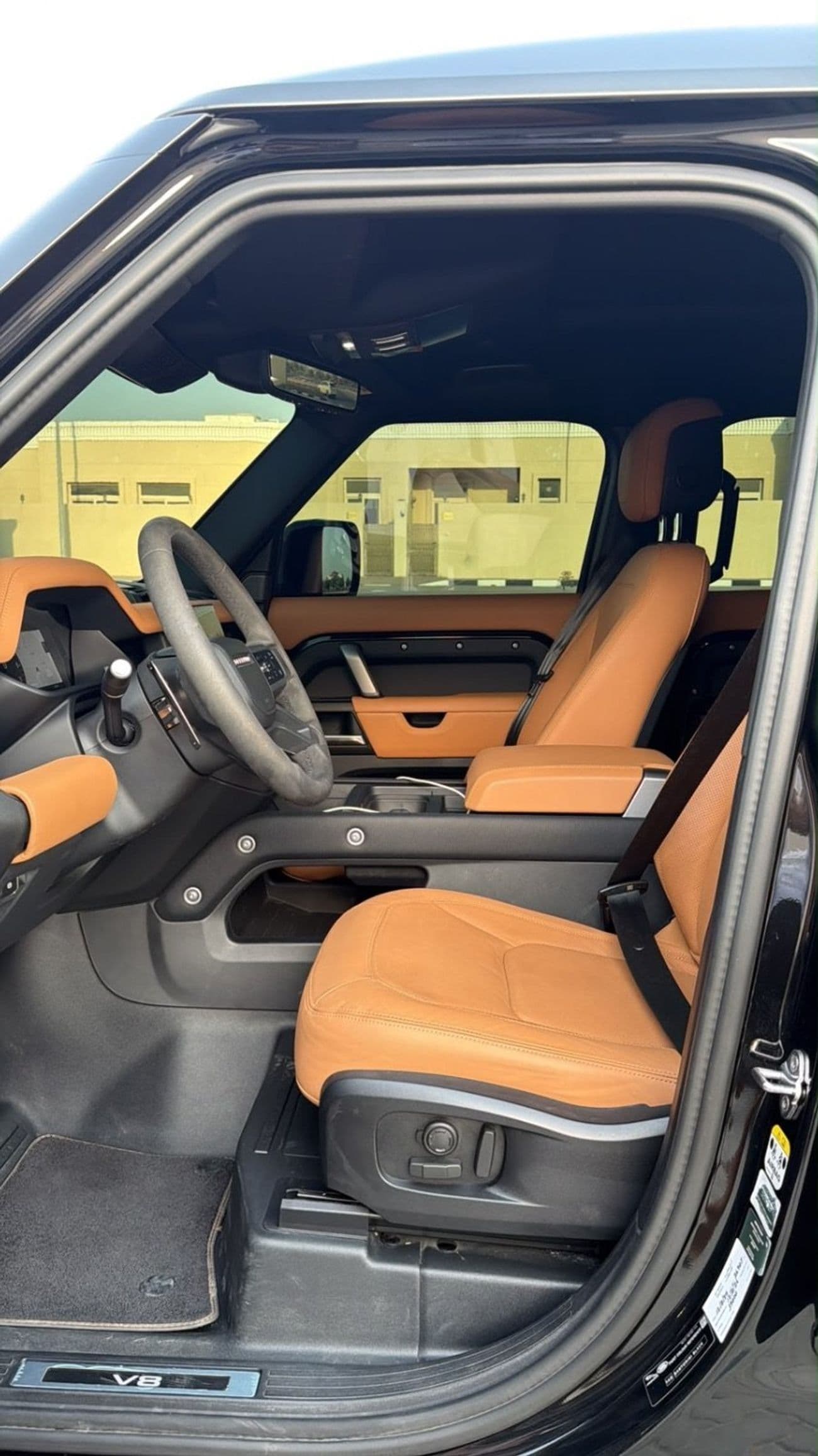 2024 Land Rover Defender 110 CARPATHIAN EDITION P525 thumbnail 4
