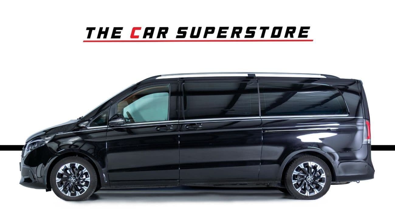 2025 Mercedes Benz V300 AVANTGARDE thumbnail 4