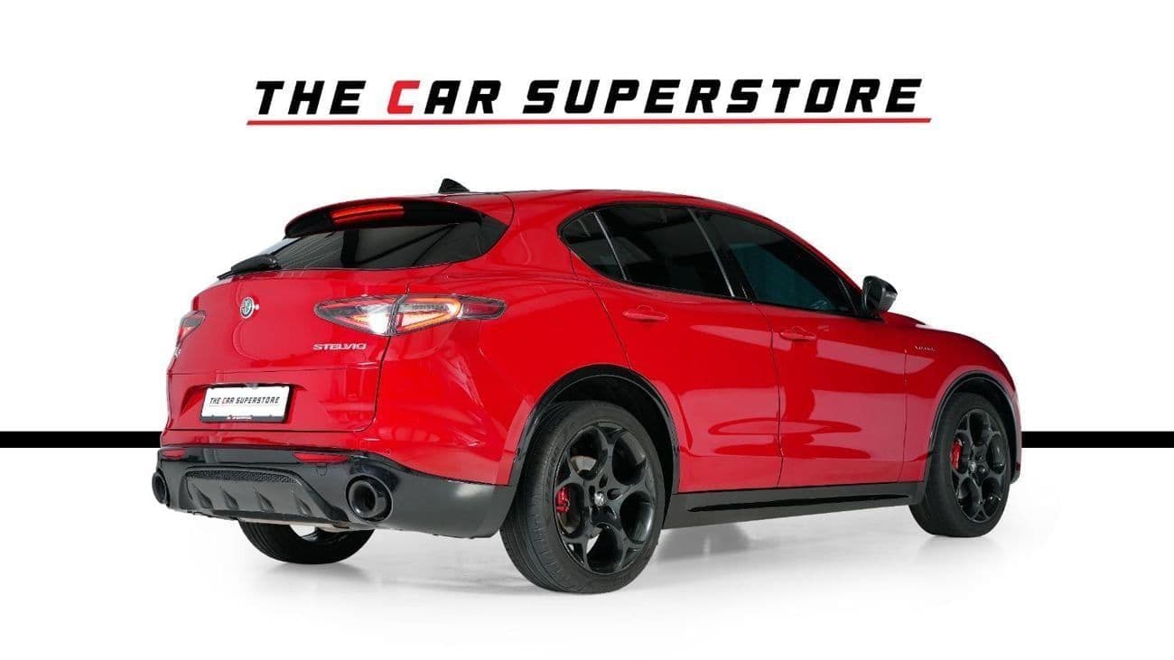 2024 Alfa Romeo Stelvio VELOCE thumbnail 7
