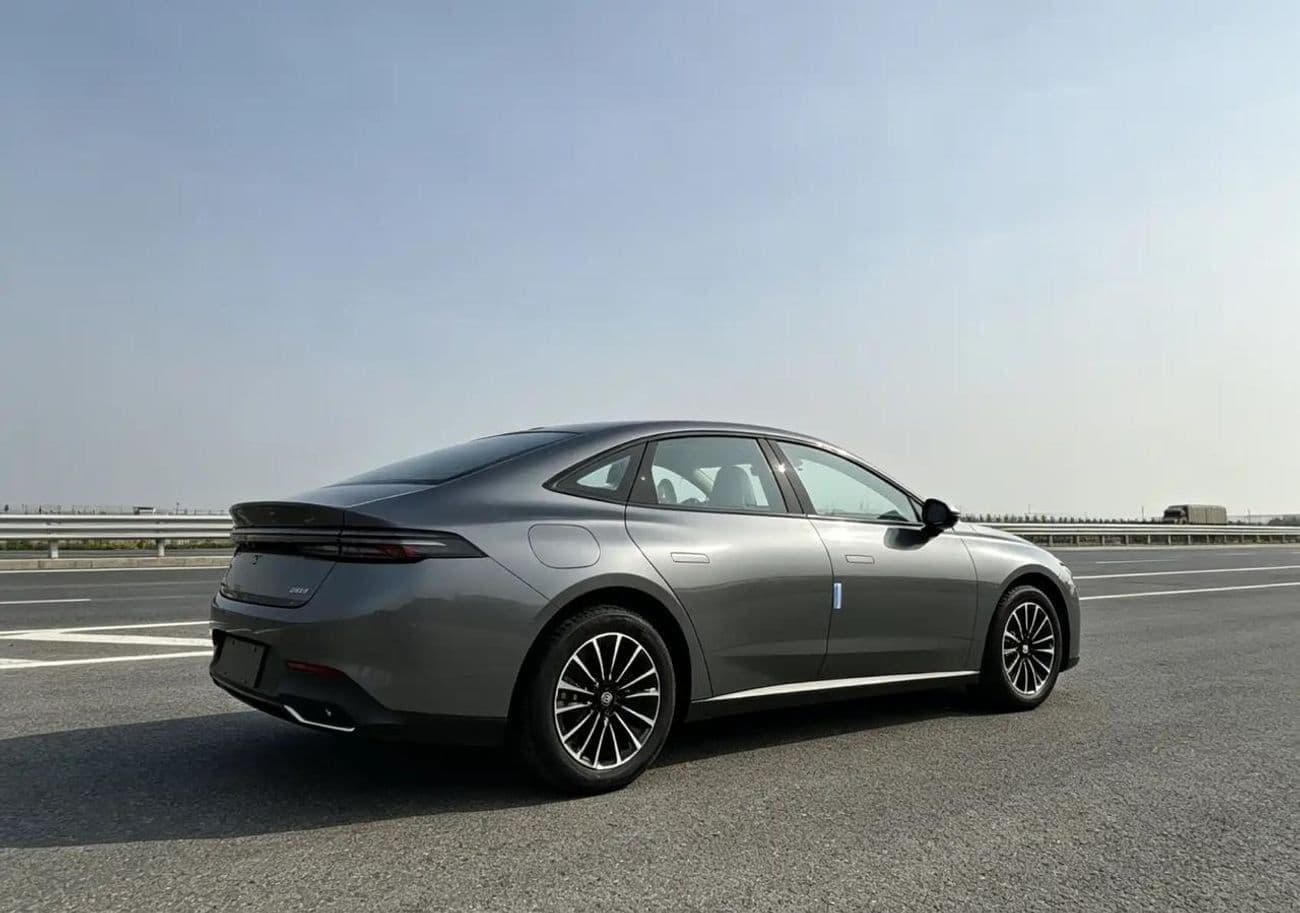 2026 Nissan N6 MAX thumbnail 6