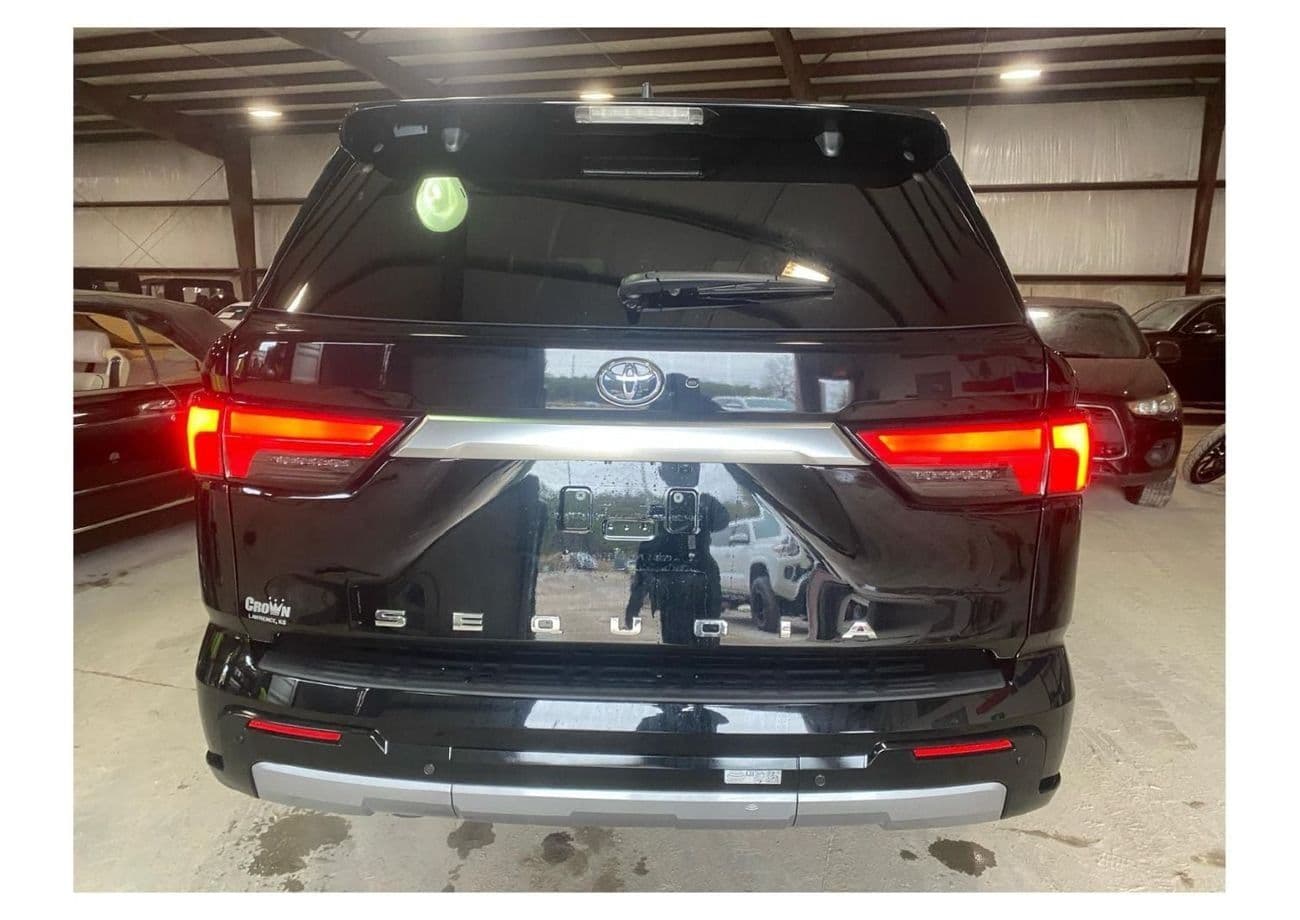 2025 Toyota Sequoia HYBRID thumbnail 8