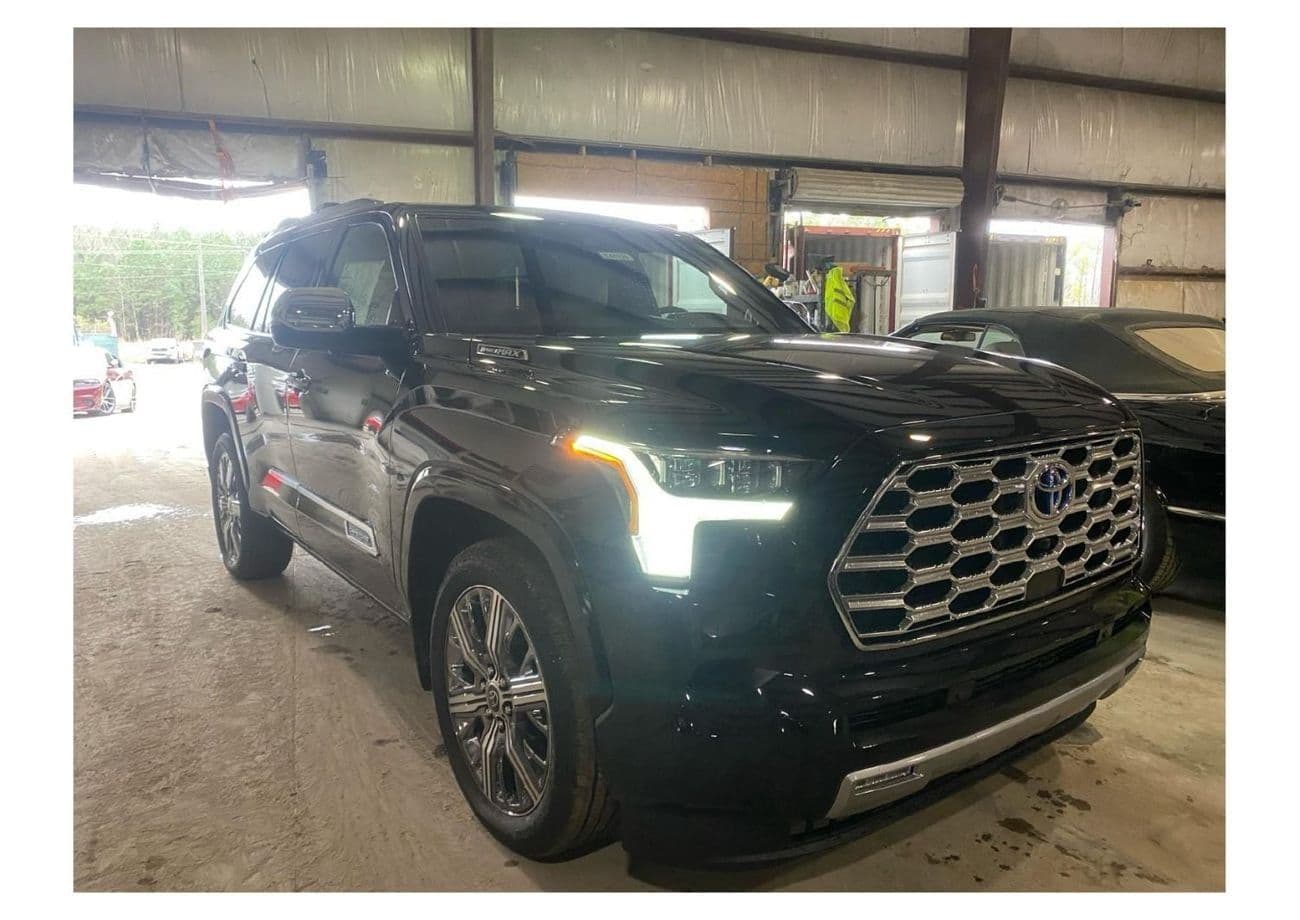 2025 Toyota Sequoia HYBRID