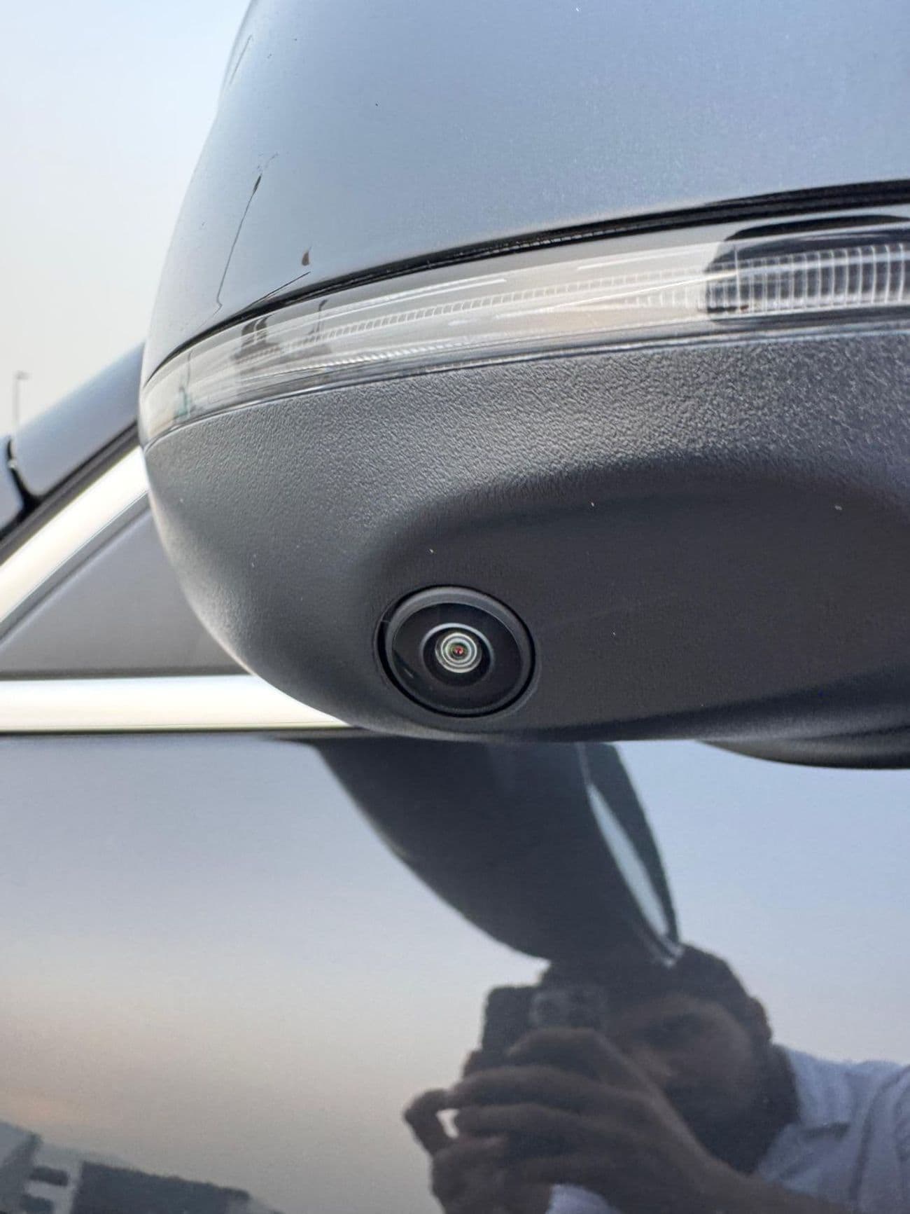 2025 BMW X5 thumbnail 8