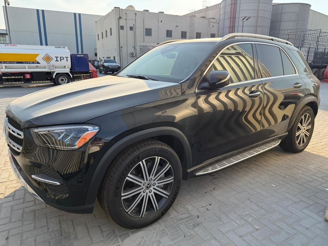 2025 Mercedes Benz GLE 450 AMG GLE 450 BRAND NEW thumbnail 3