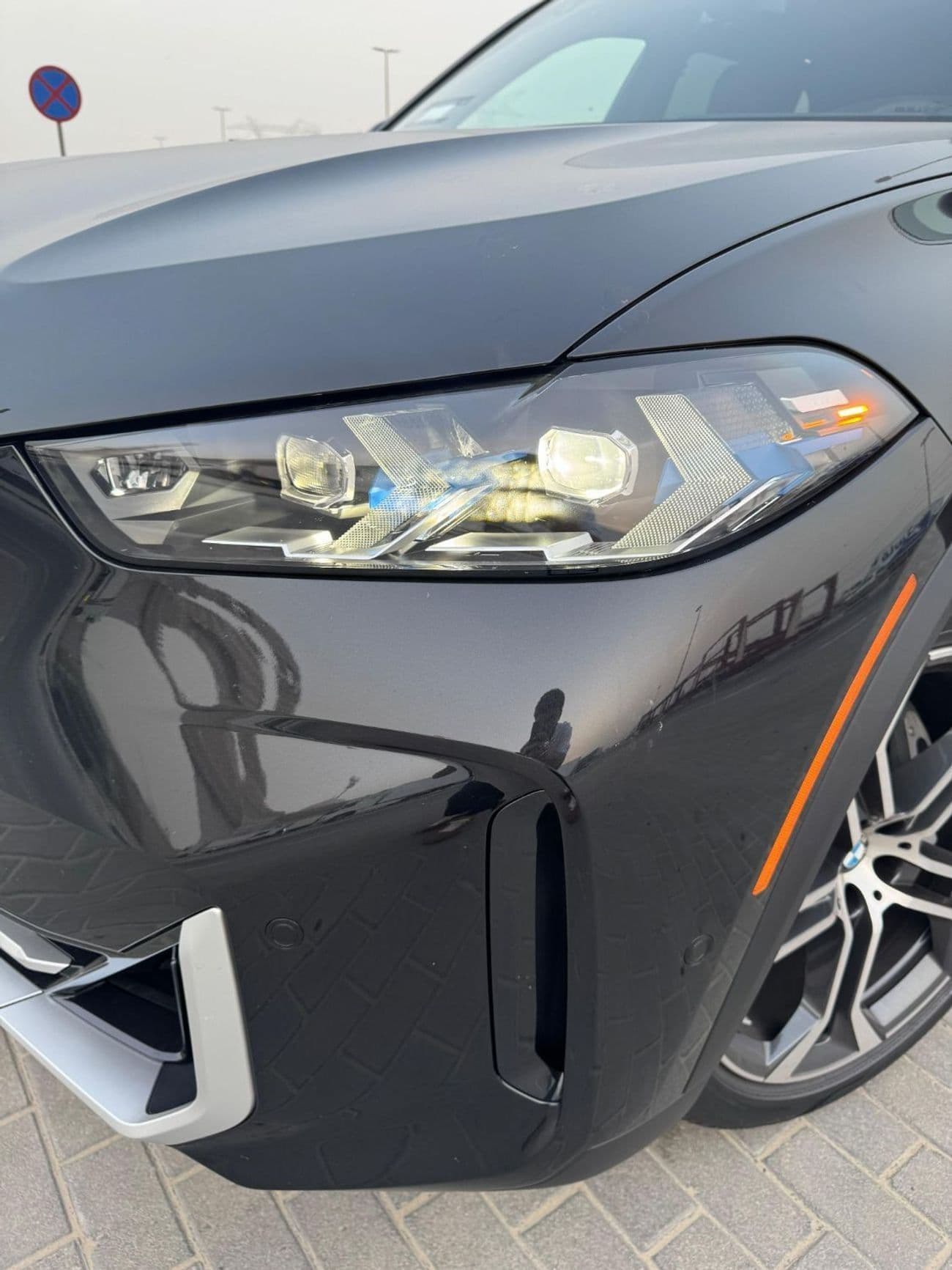 2025 BMW X5 thumbnail 2