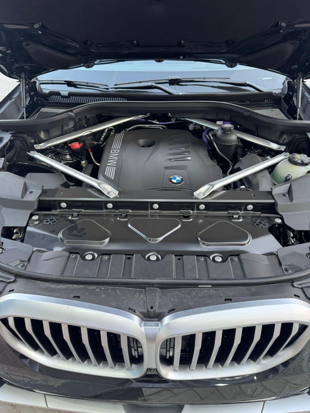 2025 BMW X5 thumbnail 7