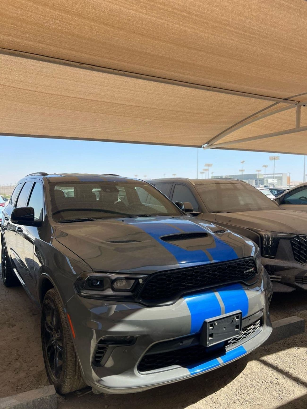 2023 Dodge Durango R/T thumbnail 2