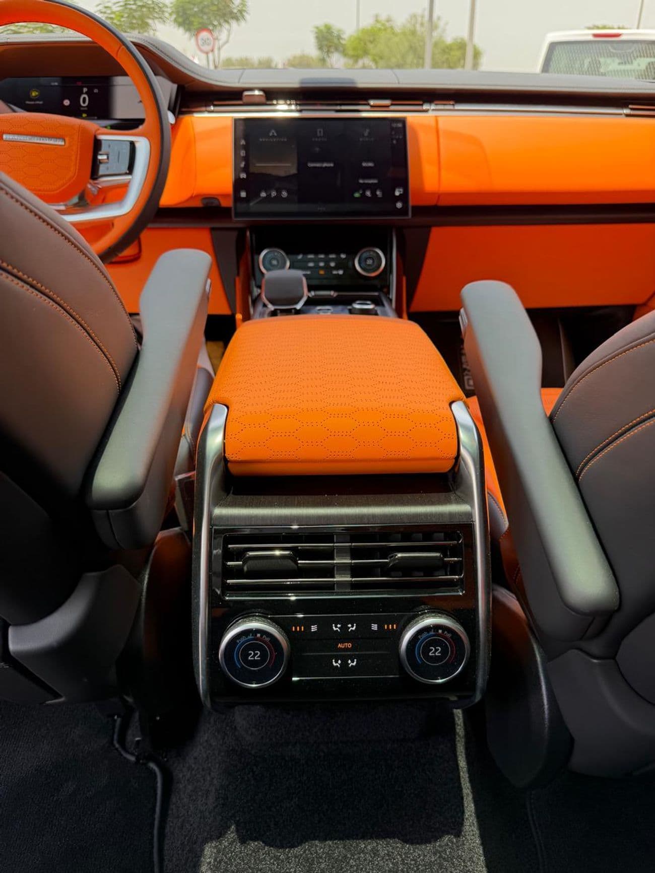 2023 BRABUS 700 Range Rover SV P615 thumbnail 8