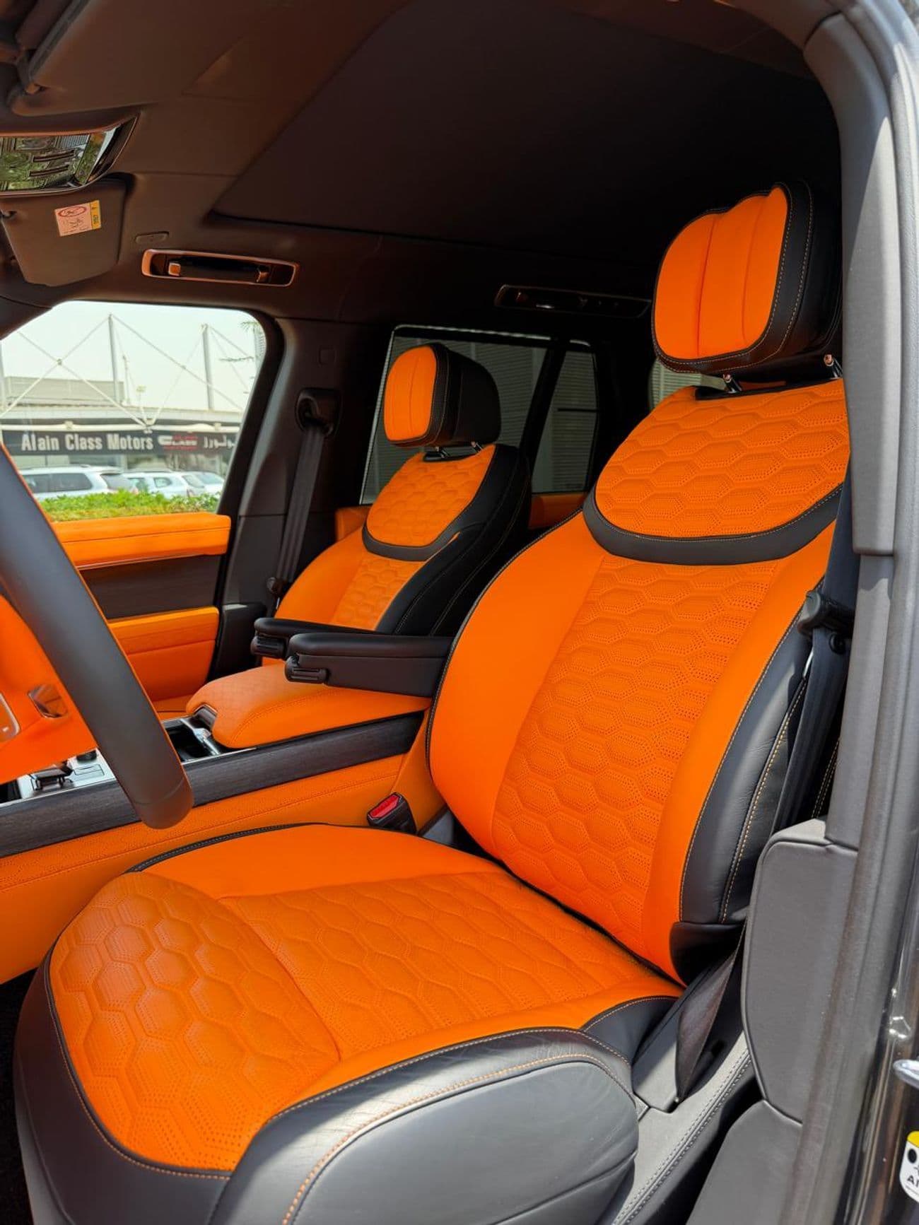 2023 BRABUS 700 Range Rover SV P615 thumbnail 7