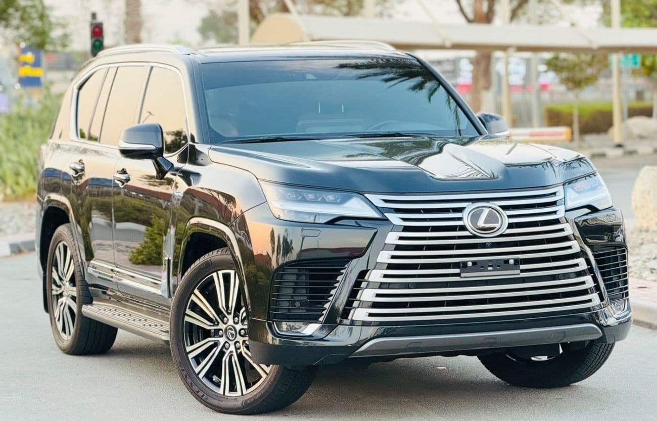 2023 Lexus LX600 SIGNATURE thumbnail 3