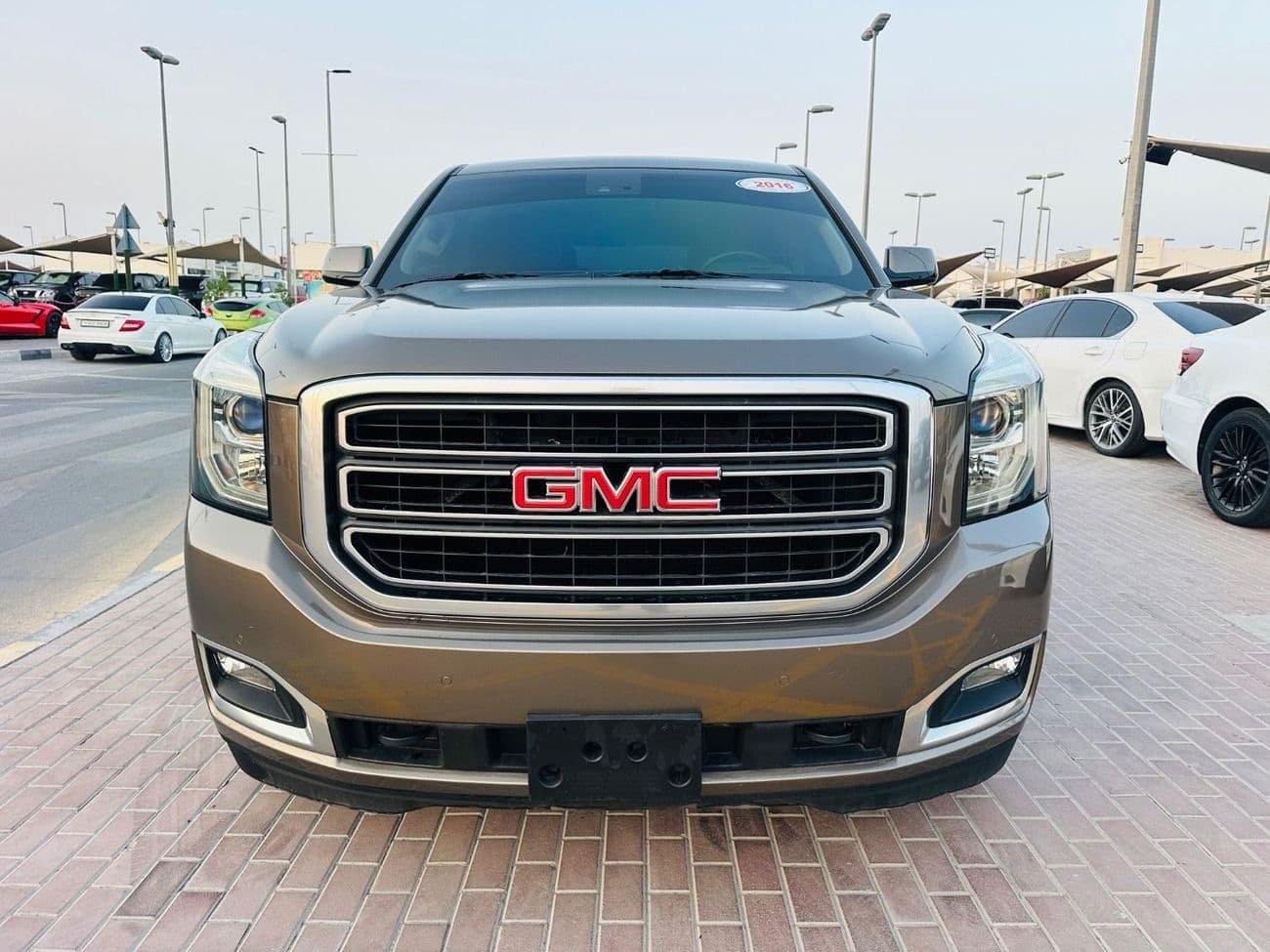 2016 GMC Yukon DENALI thumbnail 2
