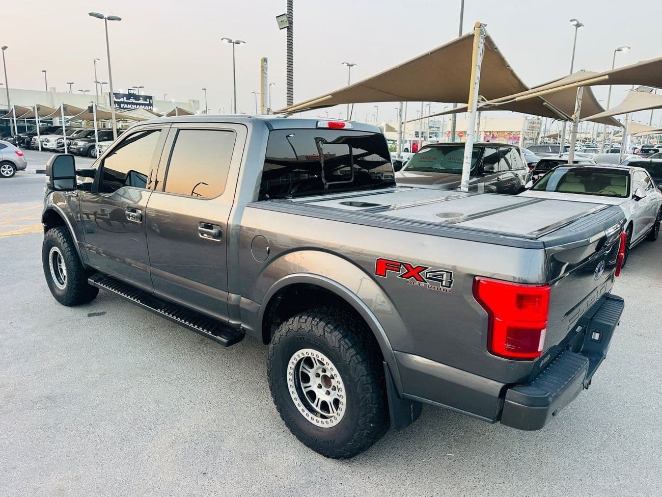 2020 Ford F 150 LARIAT thumbnail 4