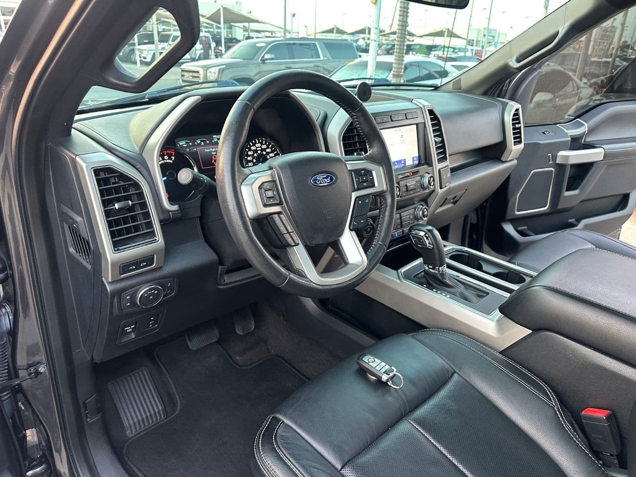 2020 Ford F 150 LARIAT thumbnail 8