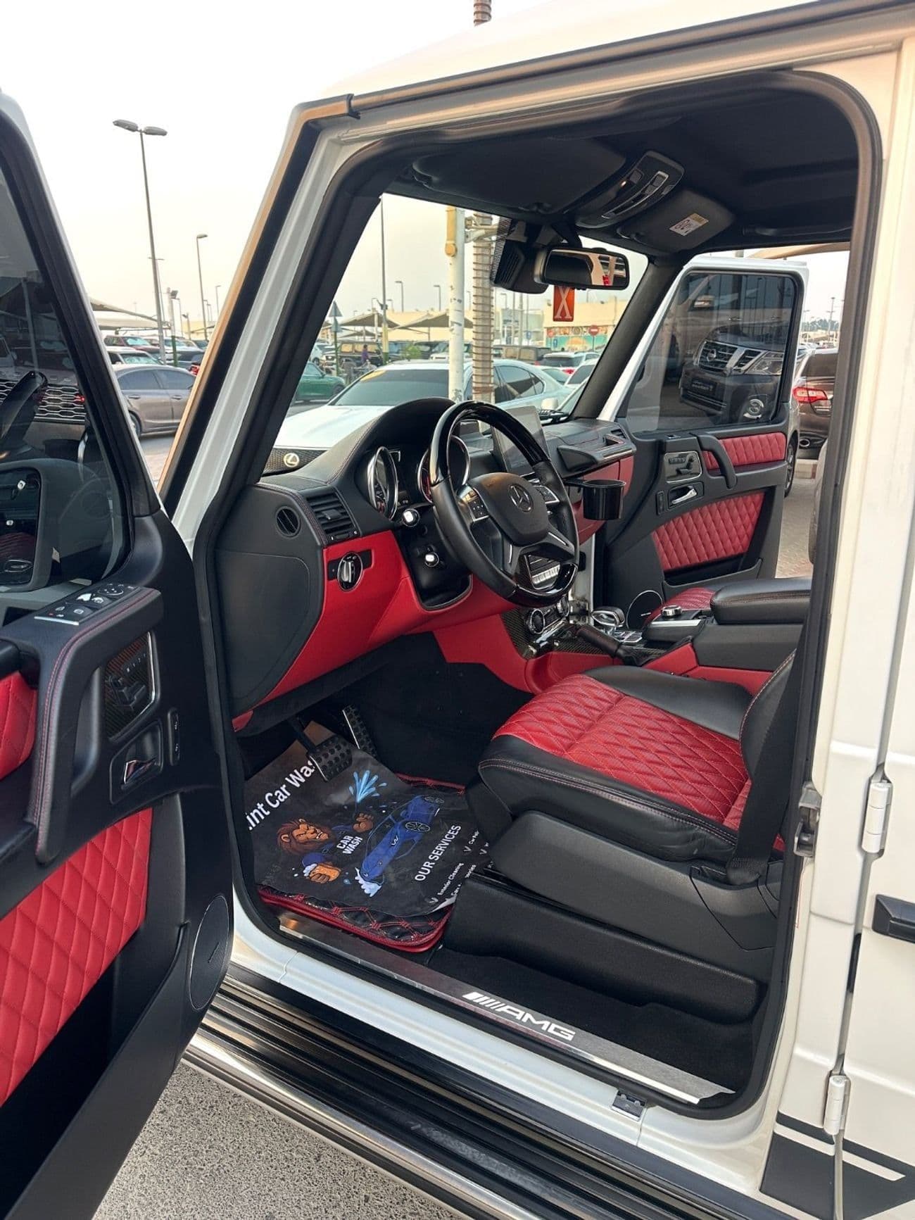 2017 Mercedes Benz G63 AMG STANDARD thumbnail 8