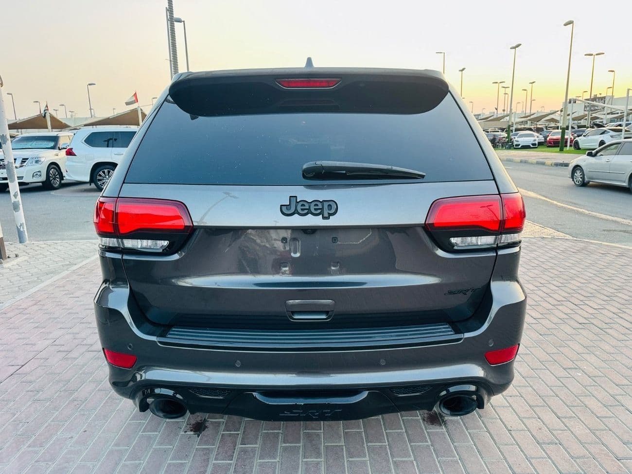 2019 Jeep Grand Cherokee SRT thumbnail 5