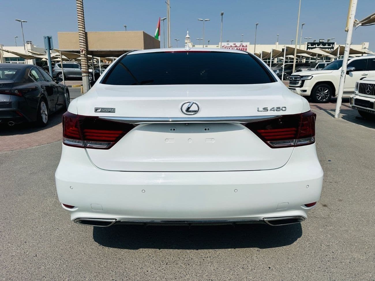 2015 Lexus LS460 thumbnail 5